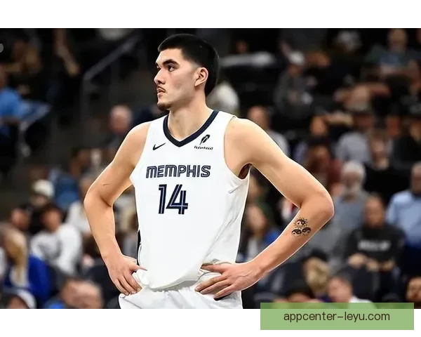 灰熊球员克拉克遭刑事调查拘留赛季伤情成关注焦点